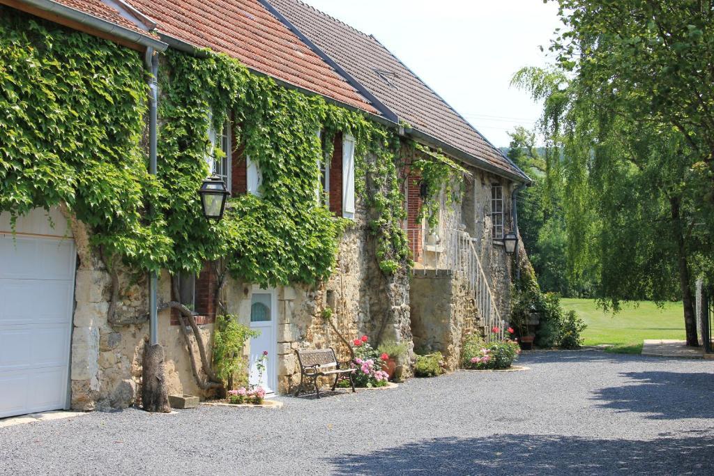 Domaine Du Moulin De L'Etang Bed and Breakfast Châtillon-sur-Marne Buitenkant foto